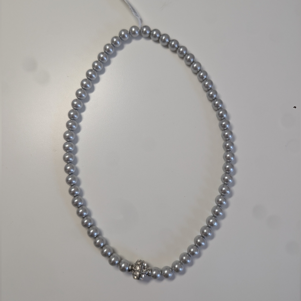 Sterns Magnetic Pearl Necklace